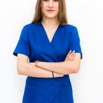 Bluza Medicala stil Kimono cu 2 buzunare laterale - albastru