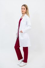 Halat medical dama cu maneca lunga, cu doua buzunare si inchidere prin capse - imagine 2